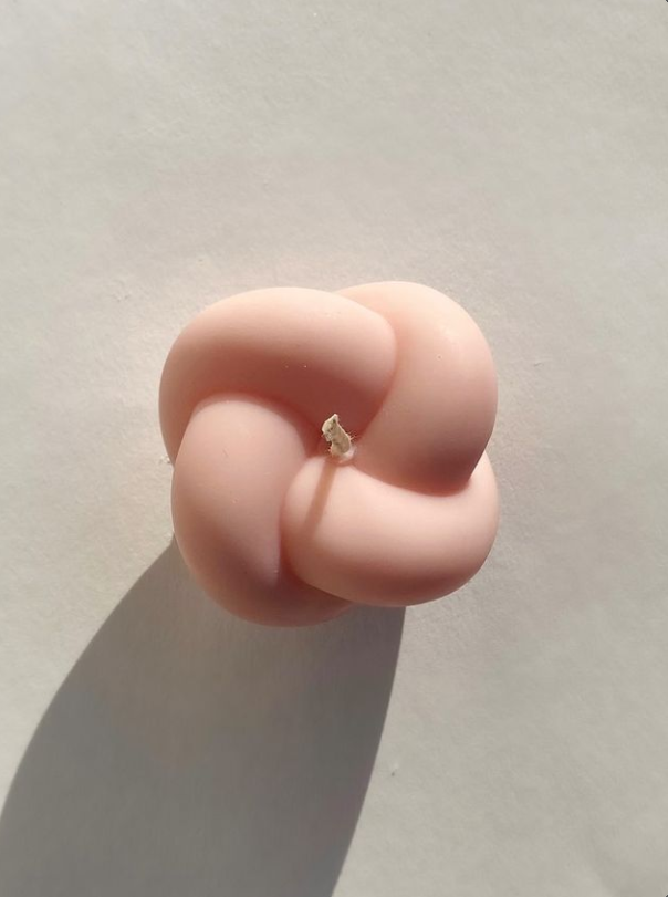 The Creamy Knot - Blush